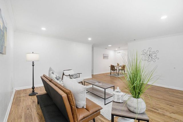 1052 Plover Way, Oceanside, CA 92057