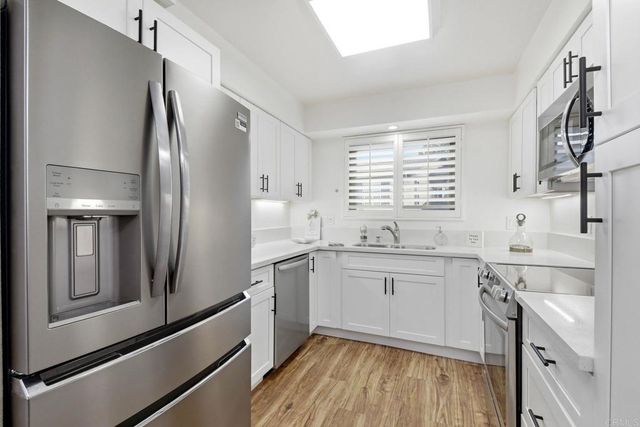 1052 Plover Way, Oceanside, CA 92057