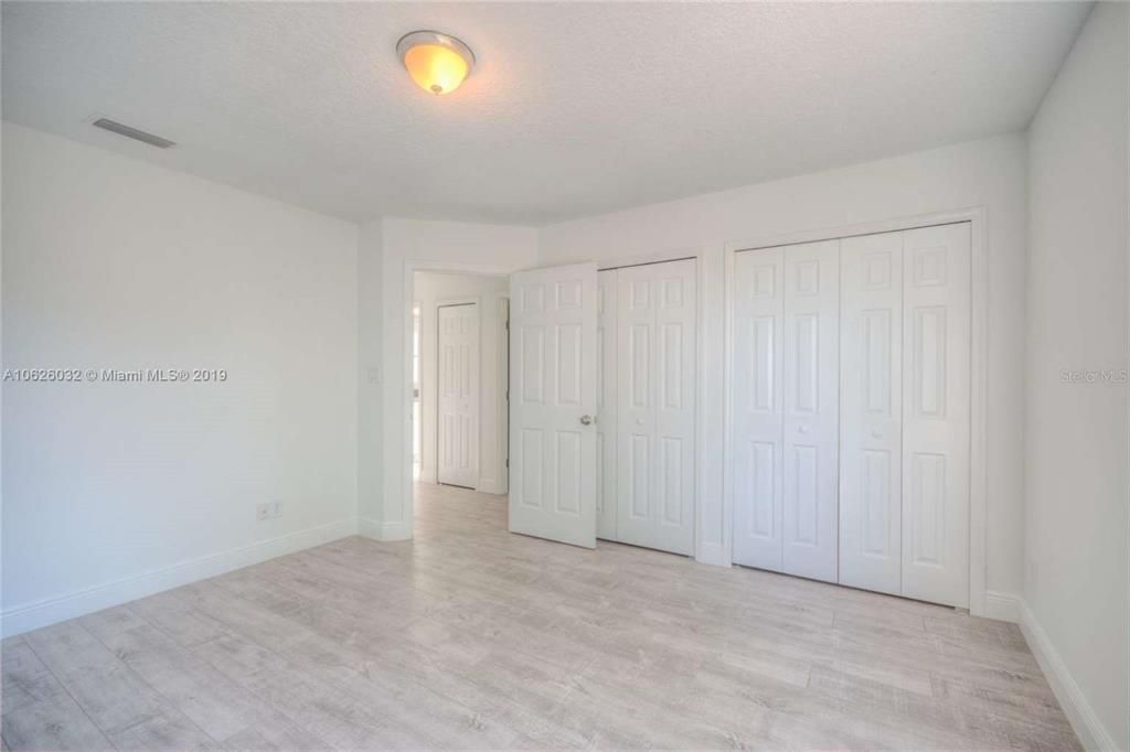 Image 16 of property listing at 14610 ASTINA WAY, Orlando, FL 32837