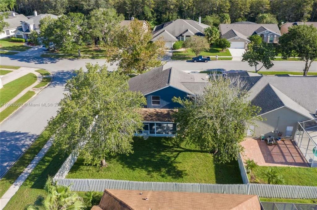 Image 5 of property listing at 14610 ASTINA WAY, Orlando, FL 32837