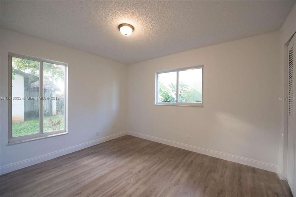 Image 7 of property listing at 14610 ASTINA WAY, Orlando, FL 32837