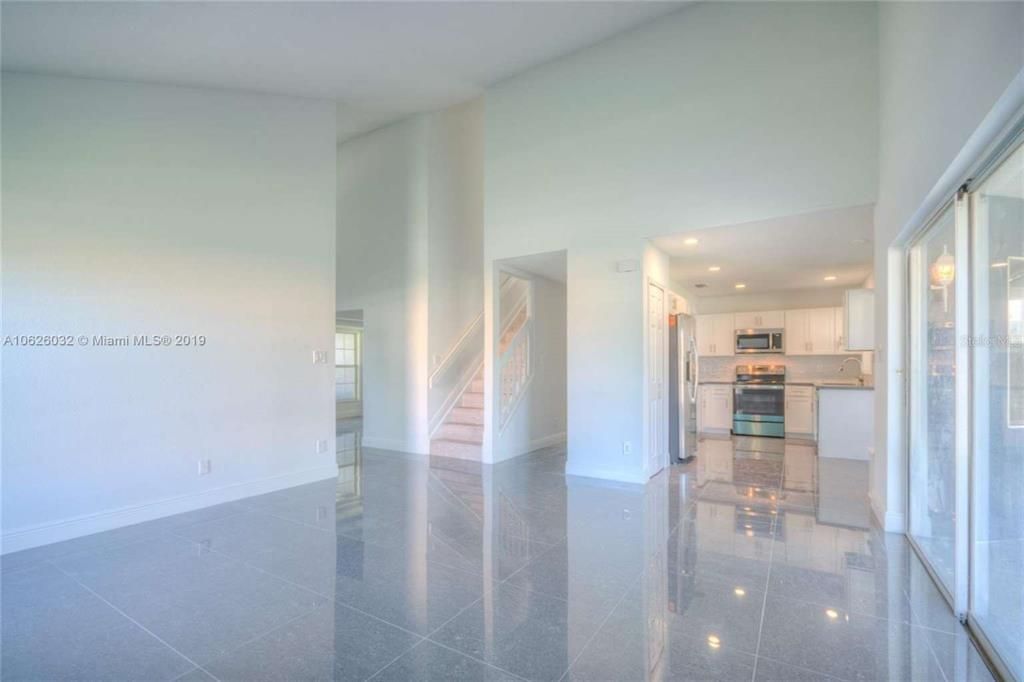 Image 9 of property listing at 14610 ASTINA WAY, Orlando, FL 32837