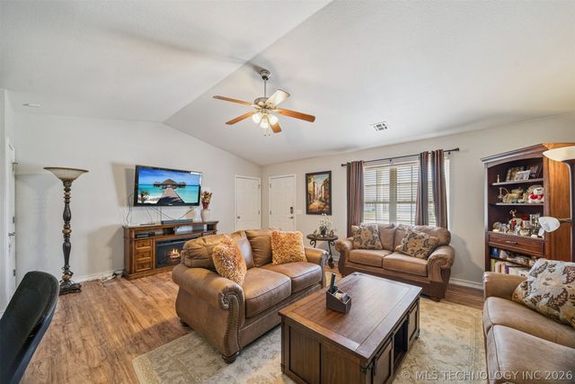 11214 N 118th East Avenue, Owasso, OK 74055