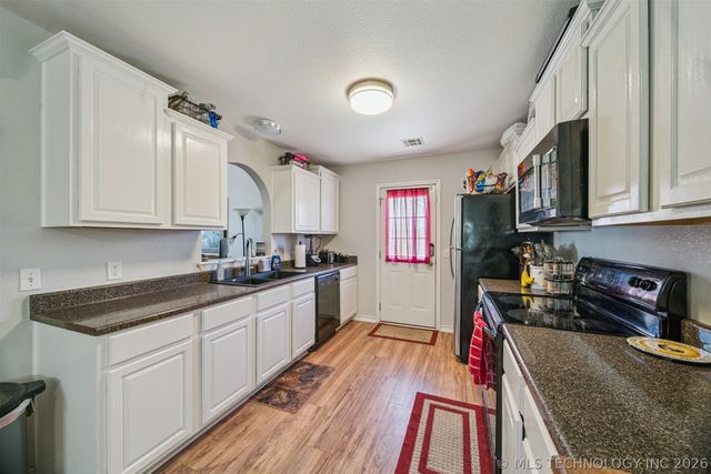 11214 N 118th East Avenue, Owasso, OK 74055