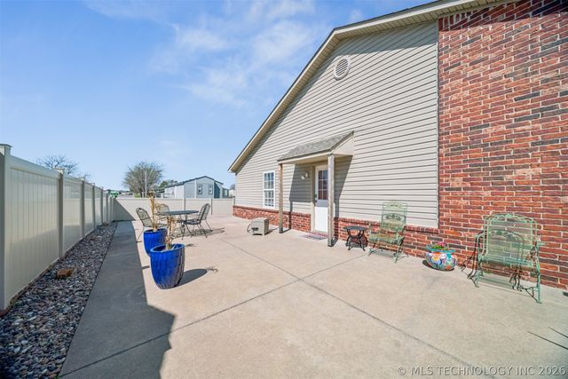 11214 N 118th East Avenue, Owasso, OK 74055