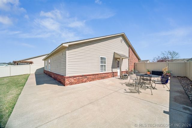 11214 N 118th East Avenue, Owasso, OK 74055