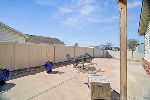 11214 N 118th East Avenue, Owasso, OK 74055