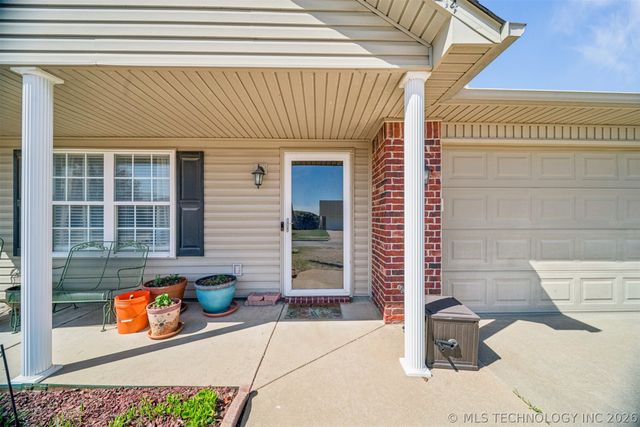 11214 N 118th East Avenue, Owasso, OK 74055