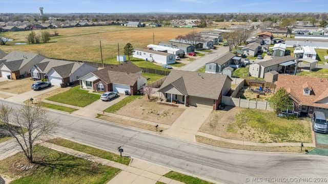 11214 N 118th East Avenue, Owasso, OK 74055