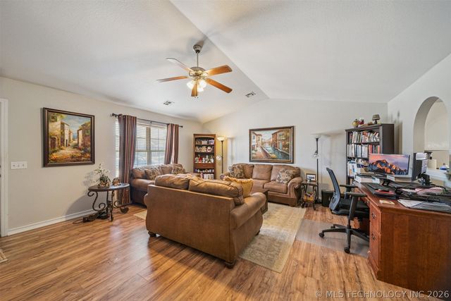 11214 N 118th East Avenue, Owasso, OK 74055