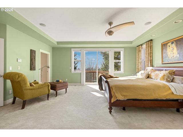 9238 Nw MURDOCK St, Portland, OR 97229