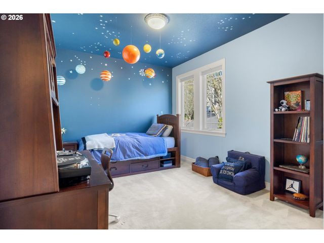 9238 Nw MURDOCK St, Portland, OR 97229