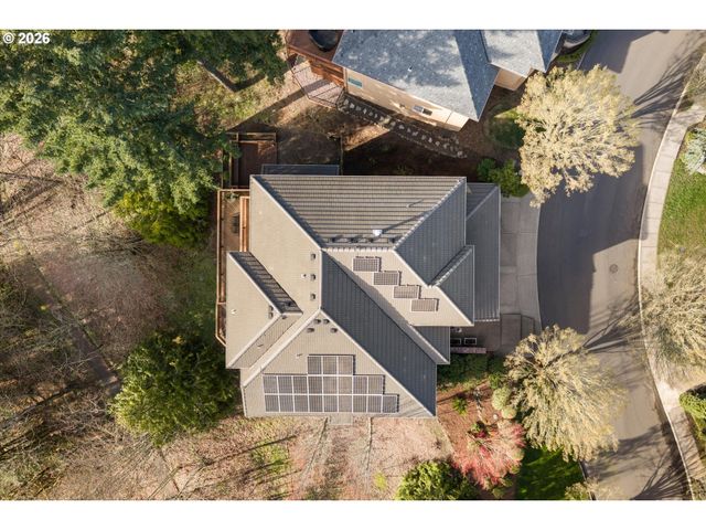 9238 Nw MURDOCK St, Portland, OR 97229