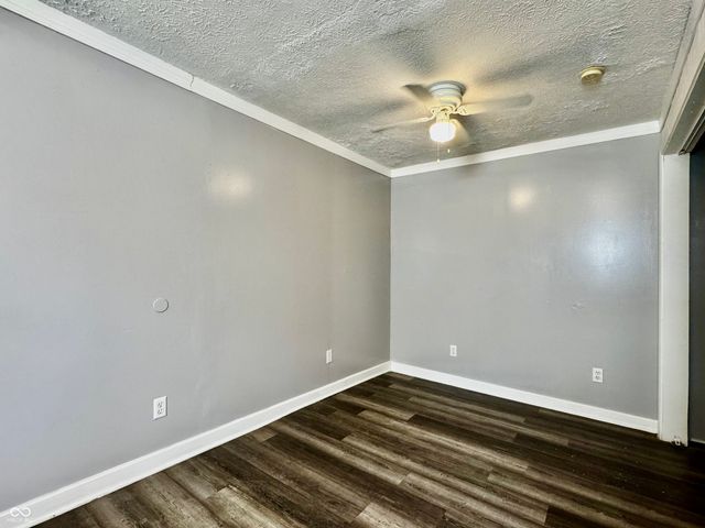 921 N Obrien, Seymour, IN 47274