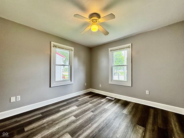 921 N Obrien, Seymour, IN 47274