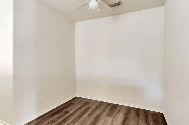 2 Peachridge Place, The Woodlands, TX 77382