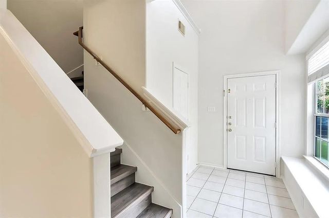 2 Peachridge Place, The Woodlands, TX 77382