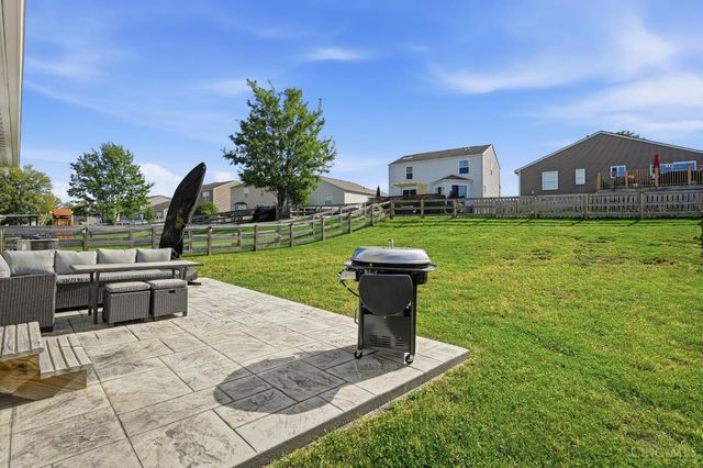 697 Kingly Terrace, South Lebanon, OH 45065