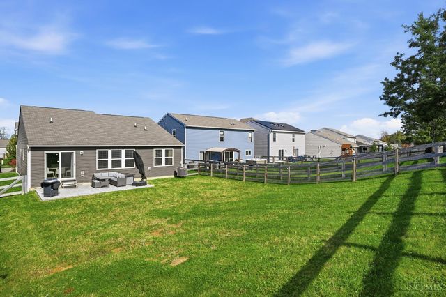 697 Kingly Terrace, South Lebanon, OH 45065