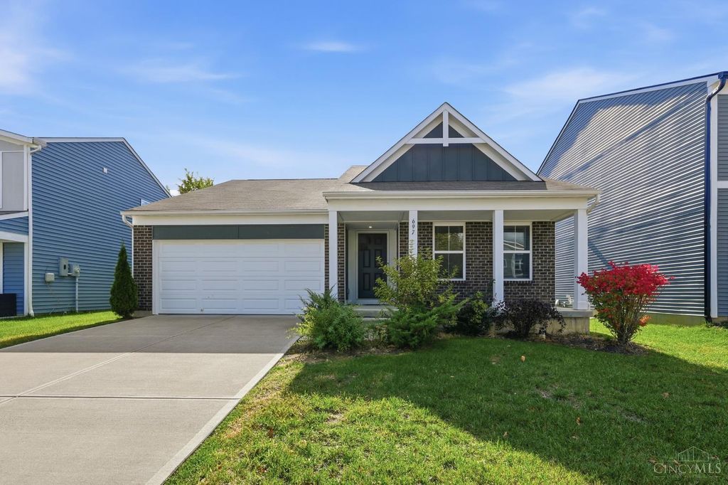 697 Kingly Terrace, South Lebanon, OH 45065