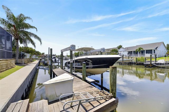 508 ISLEBAY DRIVE, Apollo Beach, FL 33572