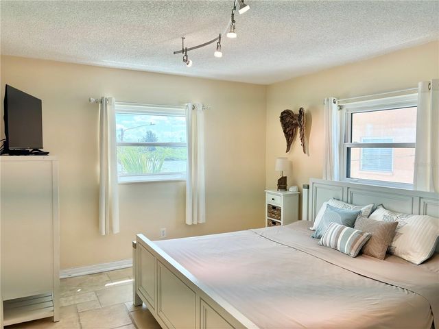 18650 GULF BOULEVARD 315, Indian Shores, FL 33785