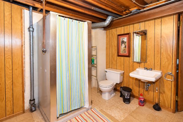 1445 McAfee Street, Saint Paul, MN 55106
