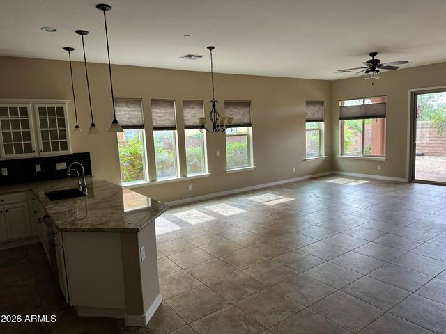 12059 W RED HAWK Drive, Peoria, AZ 85383