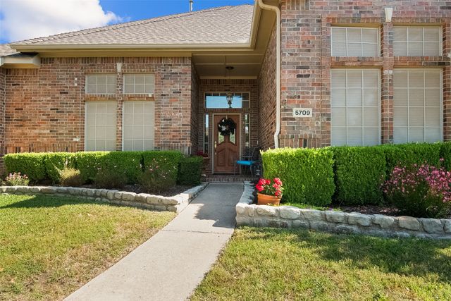 5709 Kettering Court, Richardson, TX 75082