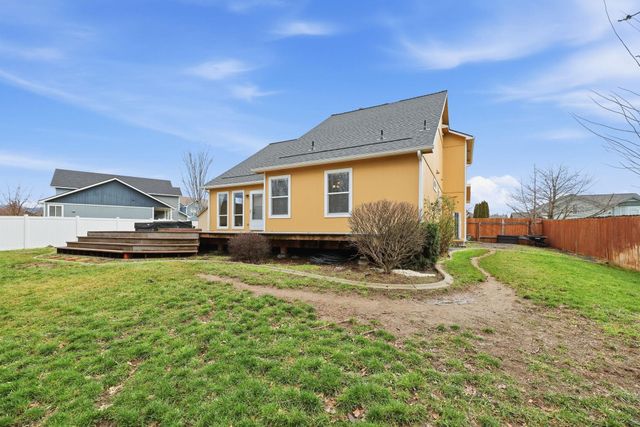 18609 E 9th Ct, Spokane Valley, WA 99016