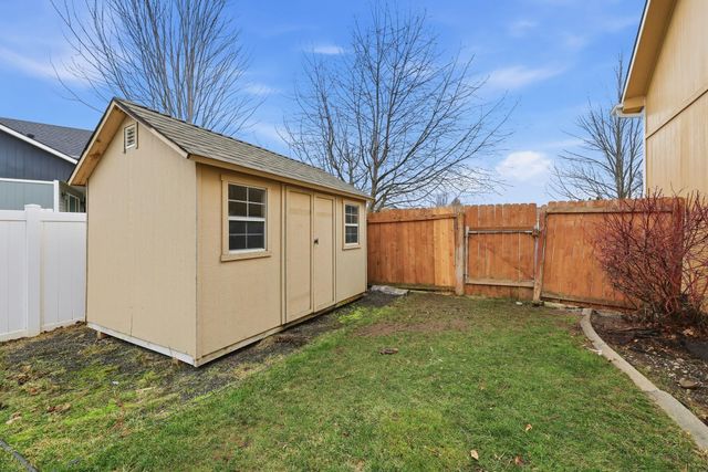 18609 E 9th Ct, Spokane Valley, WA 99016