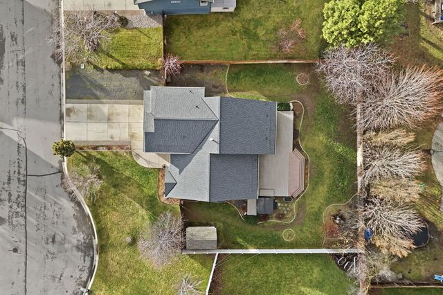 18609 E 9th Ct, Spokane Valley, WA 99016