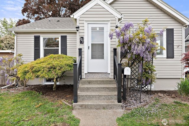 501 7th Avenue NW, Puyallup, WA 98371