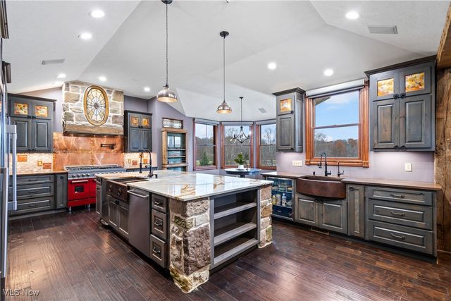 10366B Immel Street NE, Canton, OH 44721