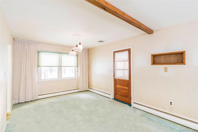 9 Southview Lane, Hopewell Junction, NY 12533