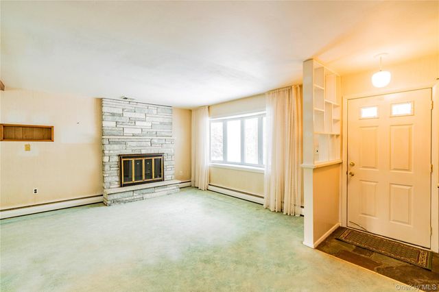 9 Southview Lane, Hopewell Junction, NY 12533