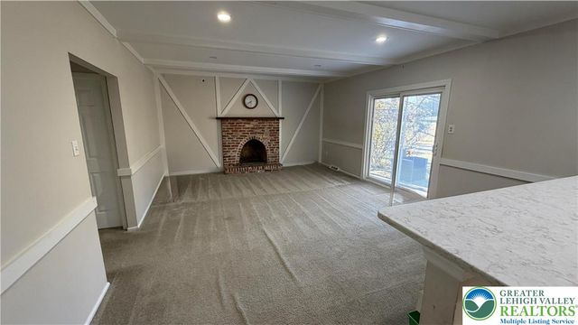 639 Heather Lane, Other Pa Counties, PA 19010