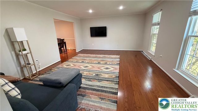 639 Heather Lane, Other Pa Counties, PA 19010