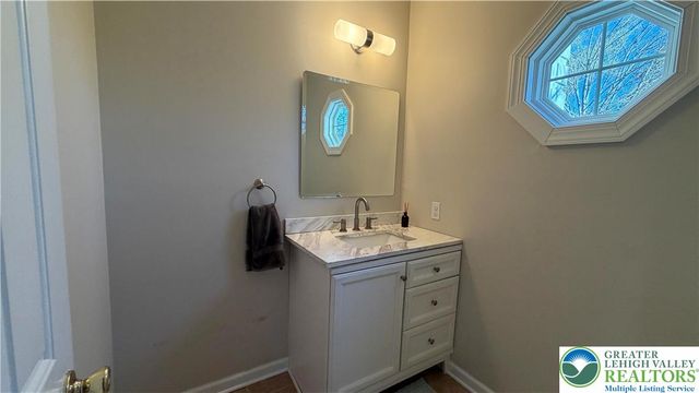 639 Heather Lane, Other Pa Counties, PA 19010