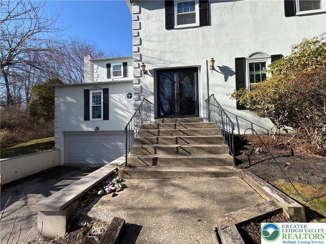 639 Heather Lane, Other Pa Counties, PA 19010