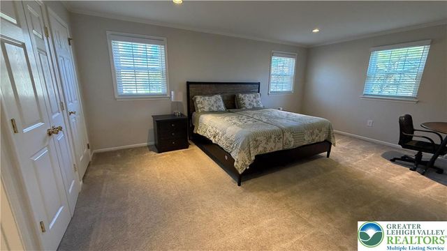 639 Heather Lane, Other Pa Counties, PA 19010