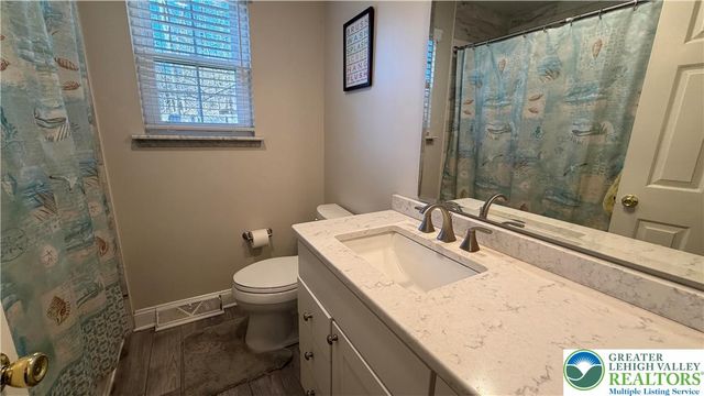 639 Heather Lane, Other Pa Counties, PA 19010