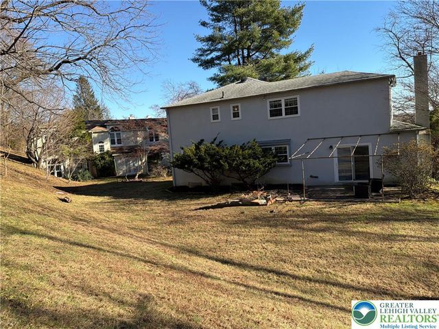 639 Heather Lane, Other Pa Counties, PA 19010