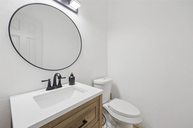 3919 Cole Avenue 101, Dallas, TX 75204