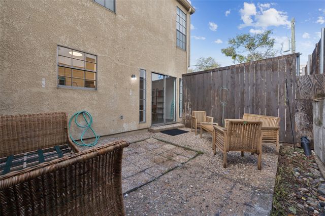 3919 Cole Avenue 101, Dallas, TX 75204