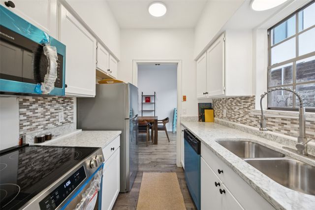 3919 Cole Avenue 101, Dallas, TX 75204