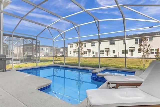 9039 PLAY THROUGH DRIVE, Davenport, FL 33896