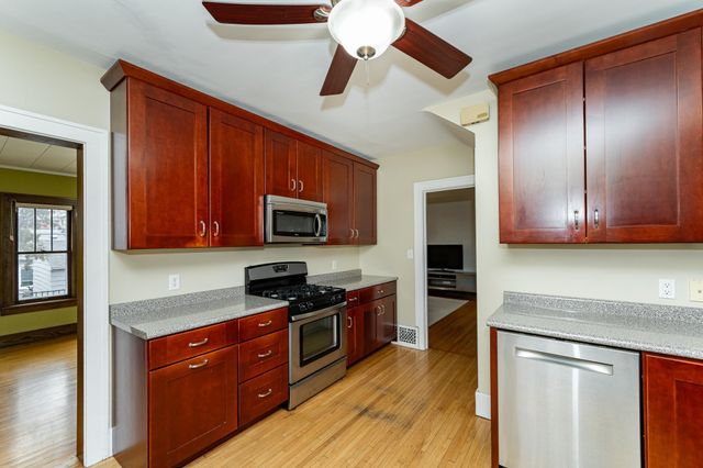 616 5th Avenue SW, Rochester, MN 55902