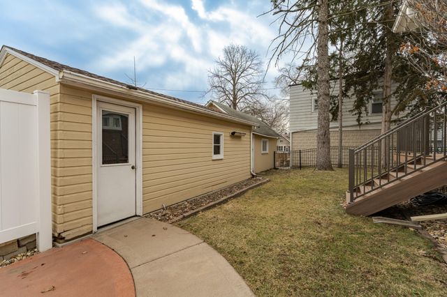 616 5th Avenue SW, Rochester, MN 55902