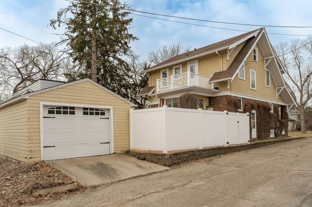 616 5th Avenue SW, Rochester, MN 55902